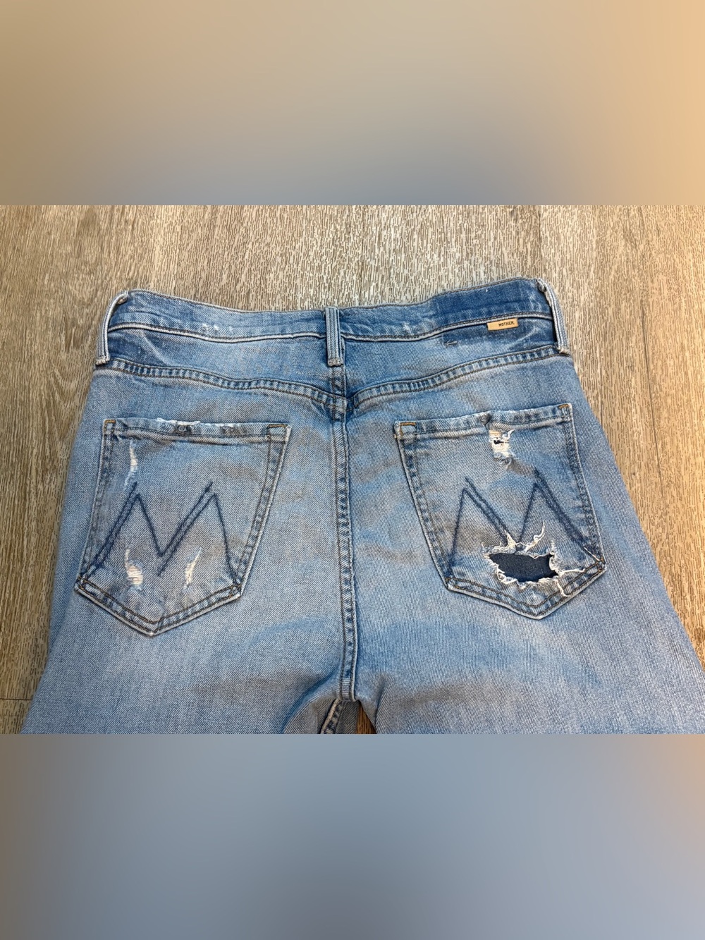 MOTHER JEANS SUPERIOR TOMCAT DISTRESSED SIZE 28 - Picture 10 of 11